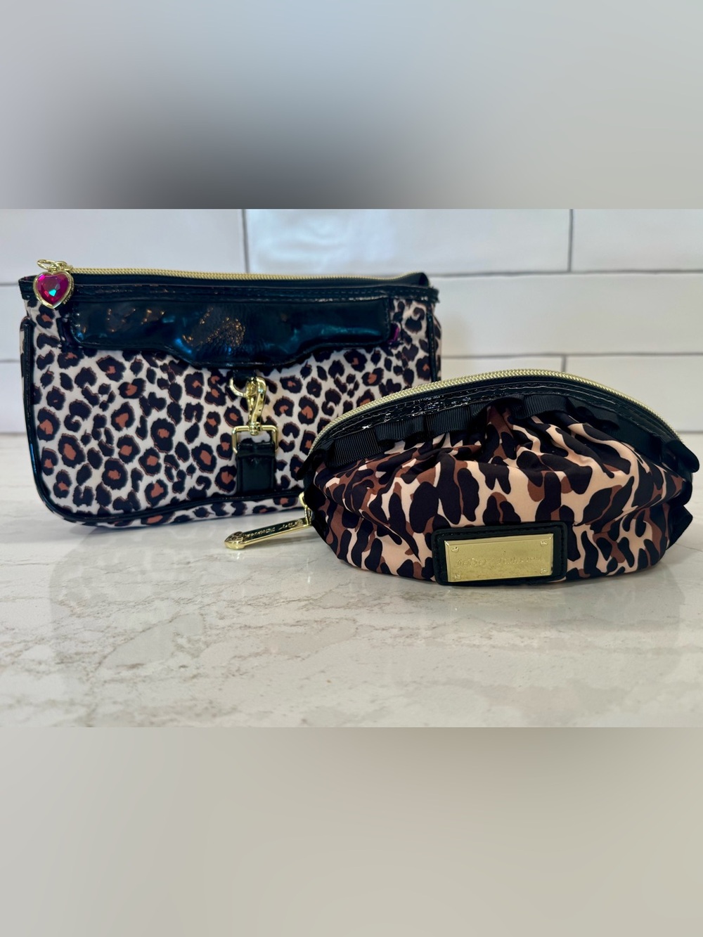 💕🐆💄 Betsey Johnson Leopard Travel Pouches, Set of 2 Like New